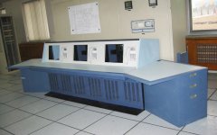 琴式操作臺(tái)怎么設(shè)計(jì)更好用？四大琴臺(tái)設(shè)計(jì)必備要素分享